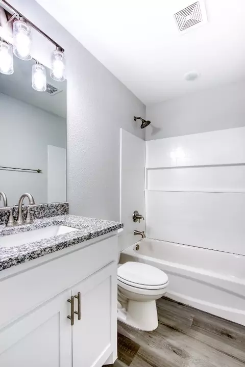 418 E 5th St, Bonham, TX 75418 photo 18