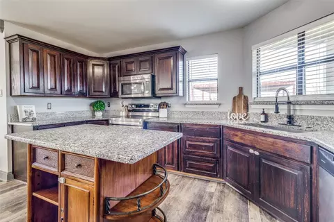 115 Woodard Ln, Sherman, TX 75090