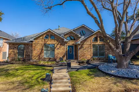 4426 Emerald Dr, Carrollton, TX 75010
