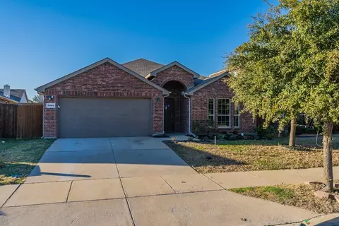 2002 Karsen Ln, Heartland, TX 75126