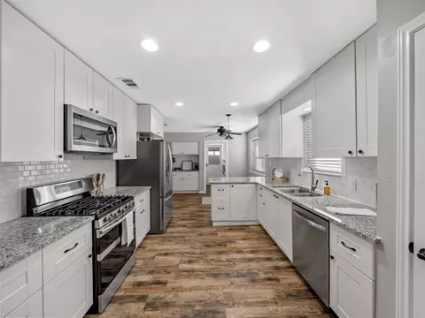 423 Woodhollow Dr, Wylie, TX 75098