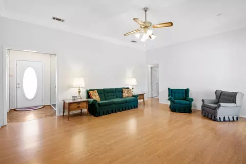 323 Bryan Pl, Cedar Hill, TX 75104 photo 10