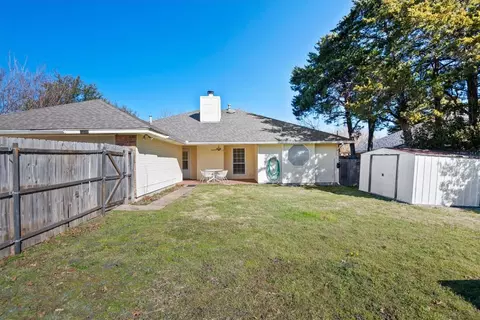 323 Bryan Pl, Cedar Hill, TX 75104 photo 22