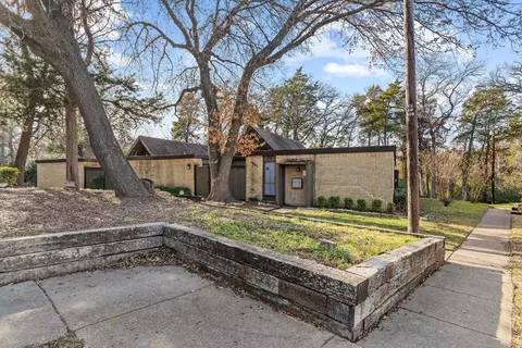 4663 Country Creek Dr #1154, Dallas, TX 75236