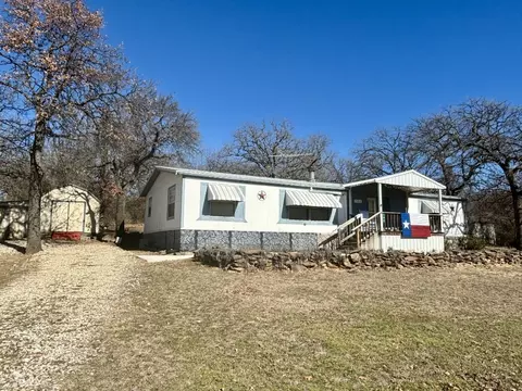 180 Fairway Dr, Nocona, TX 76255