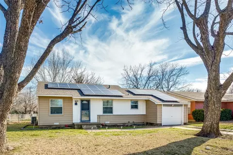 811 Turner St, Cleburne, TX 76033