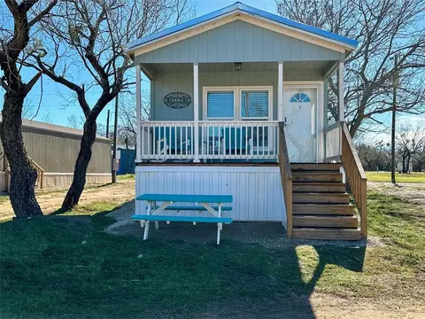 201 Rock Creek Rd #39, Graford, TX 76449