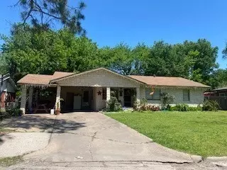 316 N Overlook Dr, Kerens, TX 75144