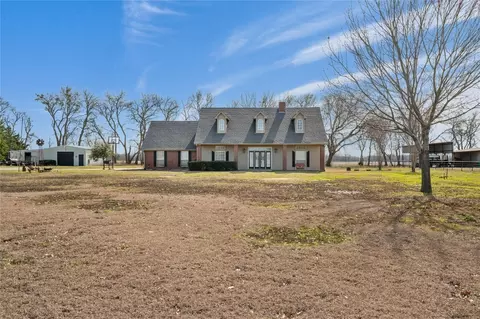 716 Milam Rd, Van Alstyne, TX 75495