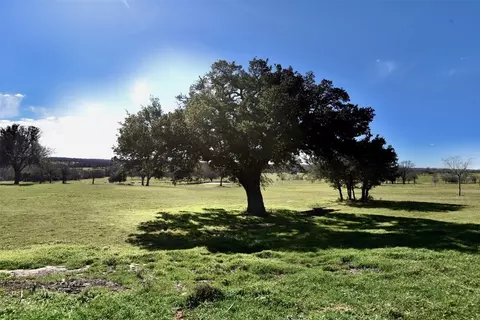 3663 Old Agnes Rd, Weatherford, TX 76088