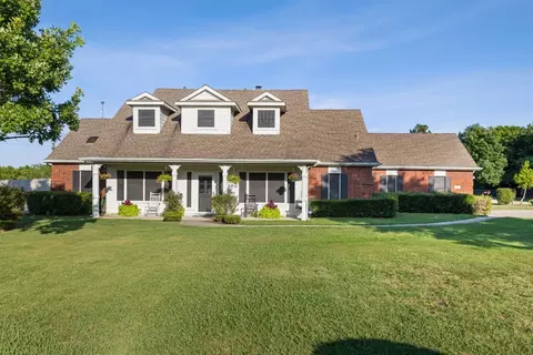 300 E Bluff Rd, Seagoville, TX 75159