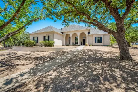 4201 Bowman Springs Rd, Arlington, TX 76016