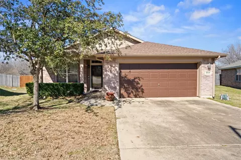 8040 Autumn Creek Trl, Fort Worth, TX 76134