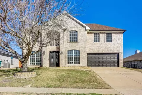1075 Pondview Dr, Cedar Hill, TX 75104