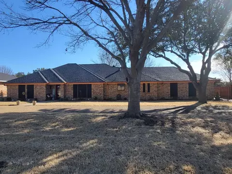 1112 Post Oak Ln, Desoto, TX 75115