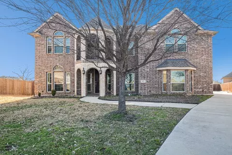 5433 Deer Island Dr, Fort Worth, TX 76179