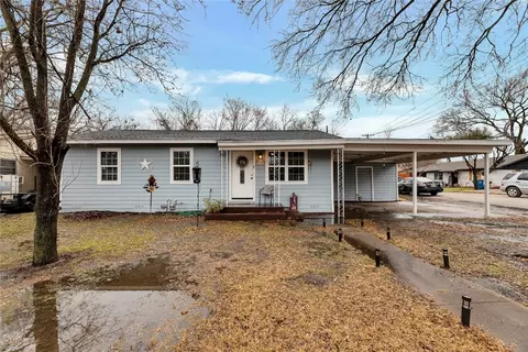 300 E Temple St, Kaufman, TX 75142