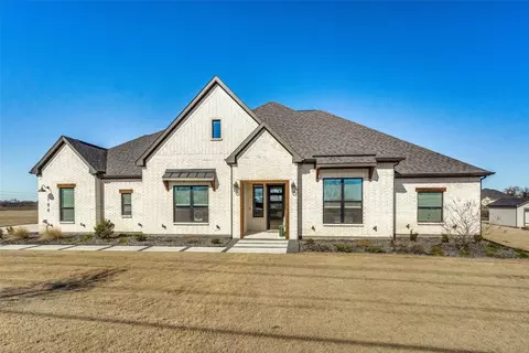 184 W Cottage Hill Pkwy, Celina, TX 75009