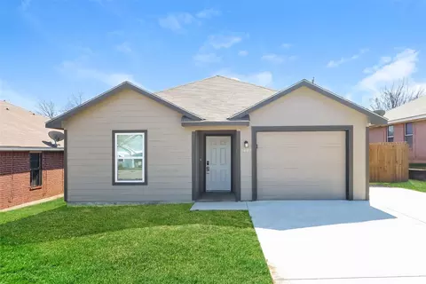 1440 E Mulkey St, Fort Worth, TX 76104