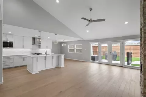 3925 Boca Bay Dr, Dallas, TX 75244