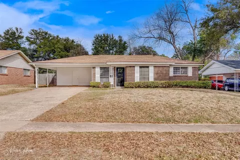2844 Lynda Ln, Shreveport, LA 71118