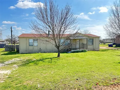 2111 Mitchell Bend Hwy, Granbury, TX 76048