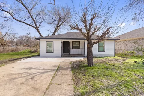 2630 Fernwood Ave, Dallas, TX 75216