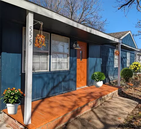 555 W Main St, Lancaster, TX 75146