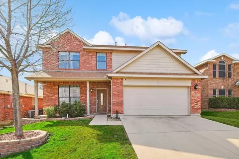 5833 Bridal Trl, Fort Worth, TX 76179