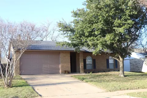 737 Wandering Way Dr, Allen, TX 75002