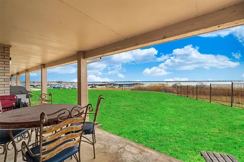 5946 Marina Dr #27, Garland, TX 75043
