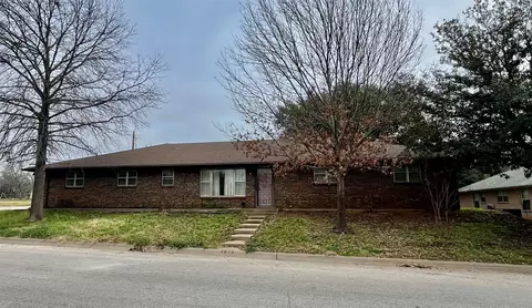 201 S Mockingbird Ln #A&B, Keene, TX 76059