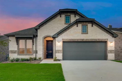 3525 Austin St, Gainesville, TX 76240