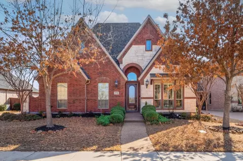 2718 Broadway Dr, Trophy Club, TX 76262