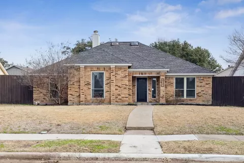 2721 Stoneridge Dr, Garland, TX 75044