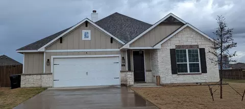 512 Mustang Ln, Pilot Point, TX 76258