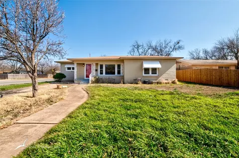 517 Westview Dr, Abilene, TX 79603