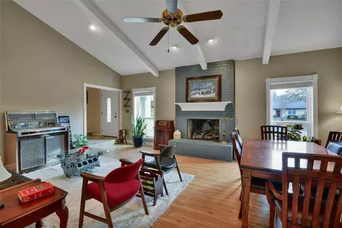 5801 Ridge Dr, Arlington, TX 76016