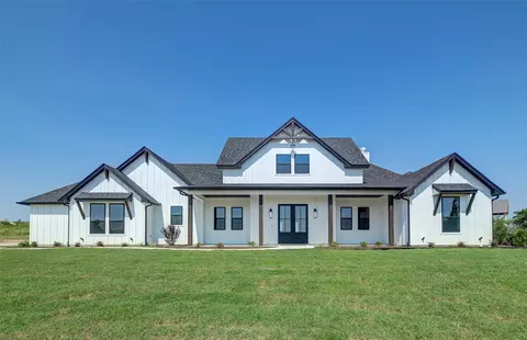1383 Old Decatur Rd, Decatur, TX 76234