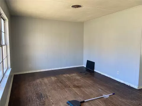 1 Pershing Dr #A B, Denison, TX 75020 photo 9