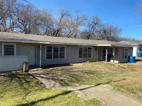 1 Pershing Dr #A B, Denison, TX 75020