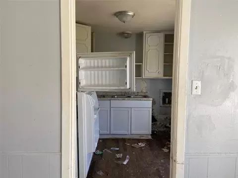 1 Pershing Dr #A B, Denison, TX 75020 photo 8