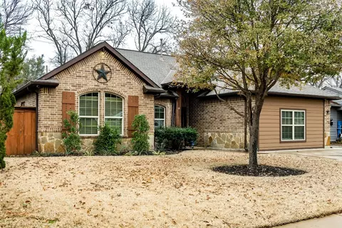 2417 Summit View St, Grand Prairie, TX 75050