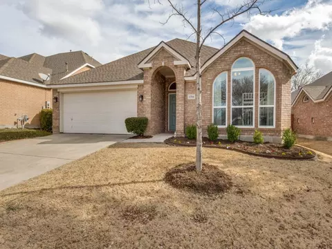 2701 Travis Dr, Mckinney, TX 75072