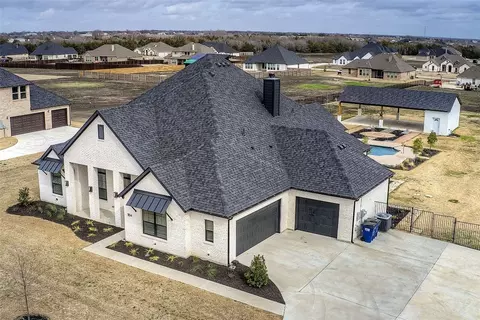 1104 Barrix Dr, Forney, TX 75126
