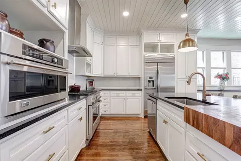 Kitchen - 3017 Trinity Ln, Keller, TX 76248 photo 2 of 2