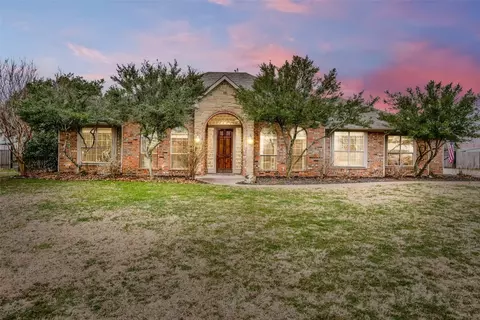 5431 Plainview Rd, Midlothian, TX 76065