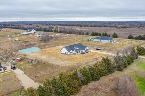 View/Area - 4618 County Road 1040, Celeste, TX 75423 photo 2 of 2