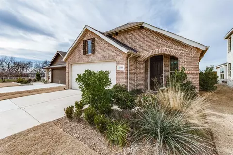 2703 Runnels Ct, Forney, TX 75126