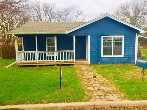 1305 Brooks Ave, Brownwood, TX 76801